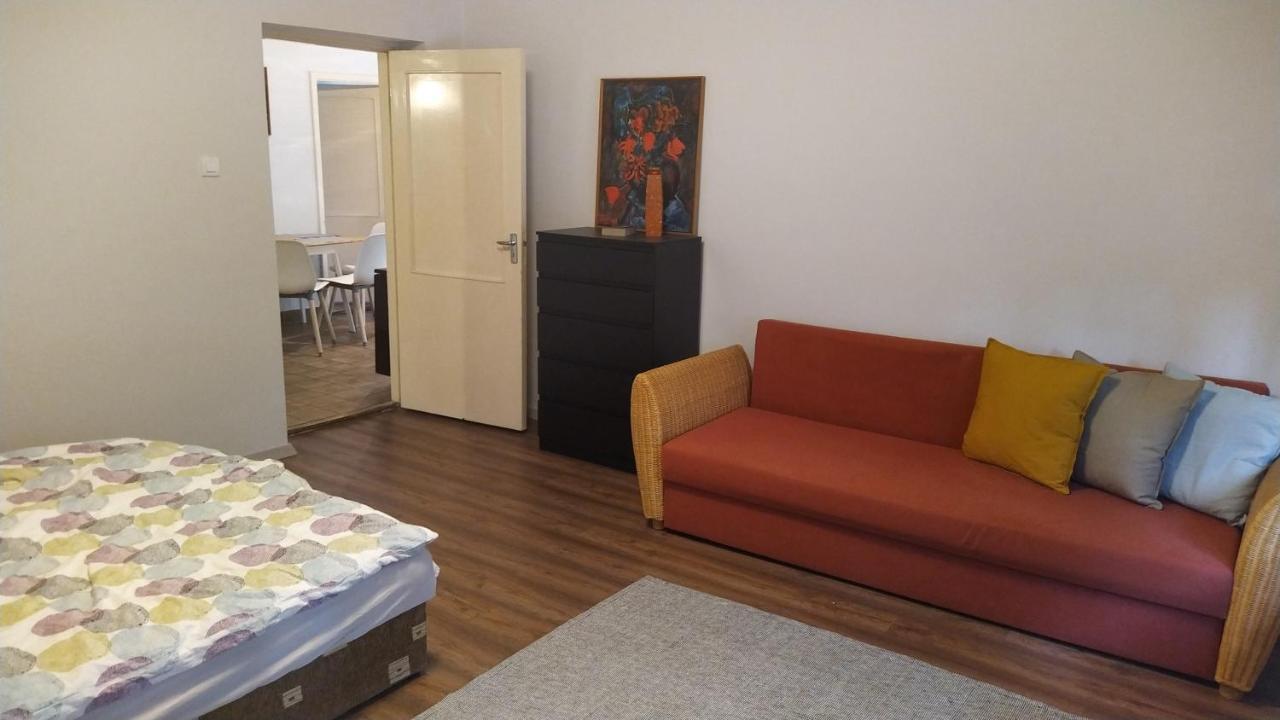 Apartamento Tulipán Vendégház Siófok Exterior foto